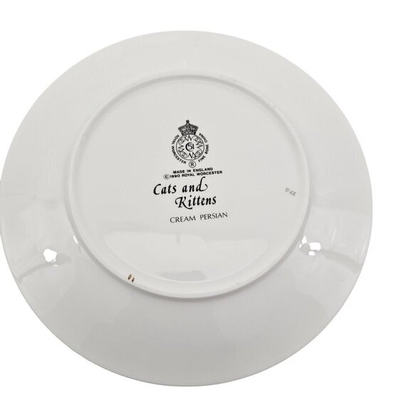 Royal Worcester England 1990 Cats and Kittens CREAM PERSIAN Cats Collector Plate - Picture 5 of 8